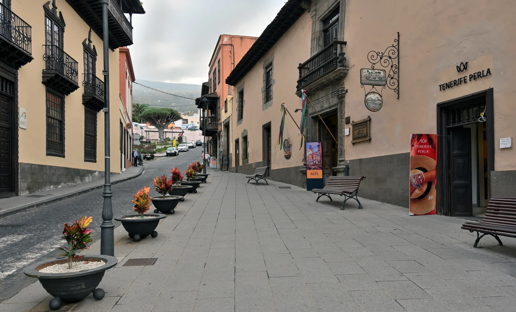 Calle San Francisco, calle empedrada del casco histórico de La Orotava